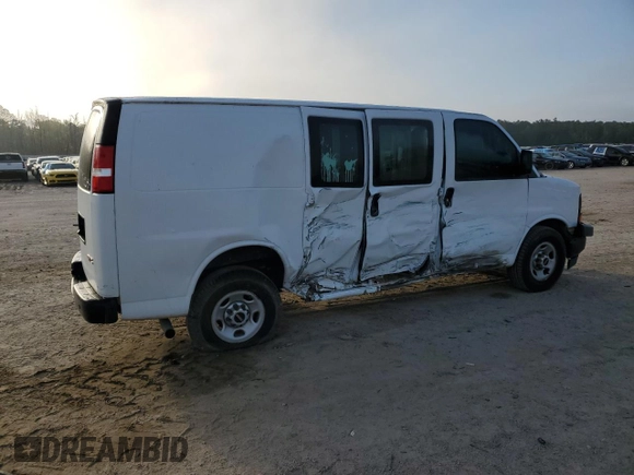 2017 GMC Savana Cargo z VIN 1GTW7AFF0H1338608, wystawiony jako Copart lot #52436585 z przebiegiem 162 749 mil mil oraz Szkoda całkowita • Salvage title. Historia ofert i sprzedaży dostępna na DreamBid. Obrazek 3.