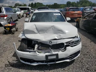 2018 BMW 3 Series 330i with VIN WBA8B9C5XJEE83087, listed as a Copart auction lot 58171245 with 69,846 mi miles and Salvage title. Bid and sale history available at DreamBid. Image 5.