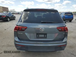 2018 Volkswagen Tiguan S z VIN 3VV1B7AX0JM068527, wystawiony jako Copart lot #51419805 z przebiegiem 86 169 mil mil oraz Szkoda całkowita • Salvage title. Historia ofert i sprzedaży dostępna na DreamBid. Obrazek 6.