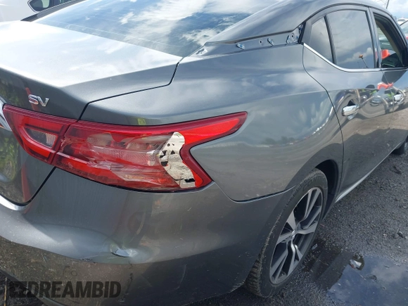 2017 Nissan Maxima SL z VIN 1N4AA6AP3HC441685, wystawiony jako IAAI lot #42236439 z przebiegiem 175 931 mil mil oraz . Historia ofert i sprzedaży dostępna na DreamBid. Obrazek 6.