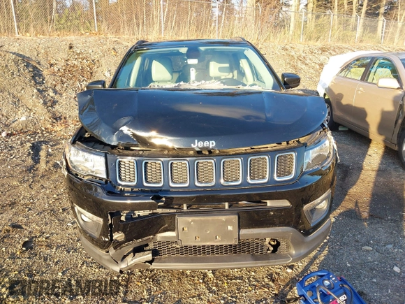 2017 Jeep Compass Latitude z VIN 3C4NJDBB3HT660959, wystawiony jako IAAI lot #41118574 z przebiegiem 114 643 mil mil oraz . Historia ofert i sprzedaży dostępna na DreamBid. Obrazek 11.