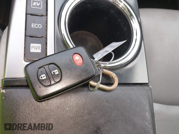 2015 Toyota Prius Two with VIN JTDZN3EU6FJ016826, listed as a IAAI auction lot 42662727 with 184,491 mi miles and . Bid and sale history available at DreamBid. Image 11.