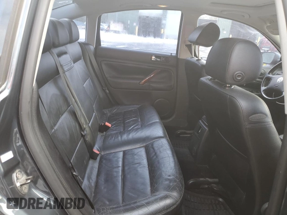 2004 Volkswagen Passat GLX with VIN WVWRH63B94P106041, listed as a Copart auction lot 45535185 with 205,883 mi miles and Salvage title. Bid and sale history available at DreamBid. Image 10.
