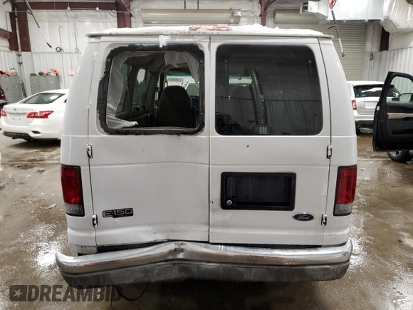 2003 Ford Econoline Passenger XL with VIN 1FMRE11LX3HB62226, listed as a Copart auction lot 45860925 with 308,385 mi miles and Non repairable. Bid and sale history available at DreamBid. Image 6.