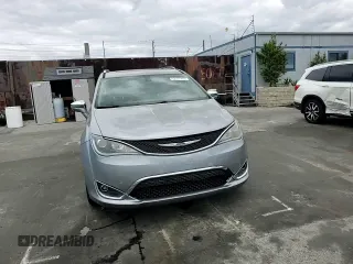 2017 Chrysler Pacifica Limited с VIN 2C4RC1GG3HR688911, выставлен на аукционе Copart как лот 53577415 с пробегом 48 993 миль миль и Списание • Salvage title. История ставок и продаж доступна на DreamBid. Изображение 11.