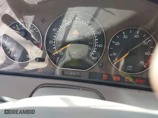 1999 Mercedes-Benz SL-Class with VIN WDBFA68F1XF183885, listed as a IAAI auction lot 42085175 with 133,333 mi miles. Bid and sale history available at carsss.com. Image 7.