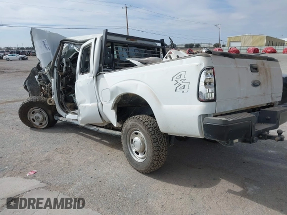 2014 Ford F-250 XL z VIN 1FT7X2B69EEB65286, wystawiony jako IAAI lot #41606147 z przebiegiem Nie podano mil oraz . Historia ofert i sprzedaży dostępna na DreamBid. Obrazek 3.