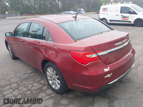 2013 Chrysler 200 Touring with VIN 1C3CCBBB5DN570345, listed as a IAAI auction lot 42197627 with 178,305 mi miles. Bid and sale history available at carsss.com. Image 3.