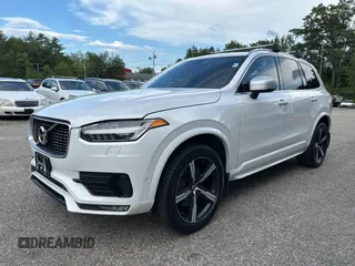 2018 Volvo XC90 R-Design z VIN YV4A22PMXJ1205174, wystawiony jako IAAI lot #42559268 z przebiegiem 144 965 mil mil oraz . Historia ofert i sprzedaży dostępna na DreamBid. Obrazek 2.