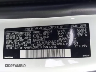 2019 Volvo XC60 Momentum with VIN LYV102DK8KB191507, listed as a IAAI auction lot 41977464 with 38,548 mi miles and . Bid and sale history available at DreamBid. Image 9.