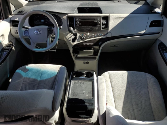 2014 Toyota Sienna LE with VIN 5TDJK3DC7ES081393, listed as a Copart auction lot 46713665 with 184,986 mi miles and Clean Title. Bid and sale history available at DreamBid. Image 8.