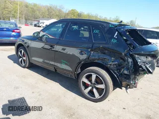 2024 Audi Q5 S line Prestige z VIN WA1FAAFY5R2134976, wystawiony jako IAAI lot #42058820 z przebiegiem 3 773 mil mil oraz . Historia ofert i sprzedaży dostępna na DreamBid. Obrazek 3.