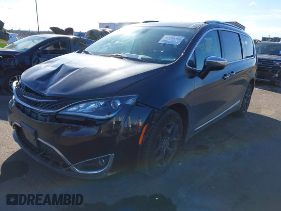 2020 Chrysler Pacifica Limited z VIN 2C4RC1GG6LR114215, wystawiony jako IAAI lot #41694316 z przebiegiem 107 166 mil mil oraz . Historia ofert i sprzedaży dostępna na DreamBid. Obrazek 17.