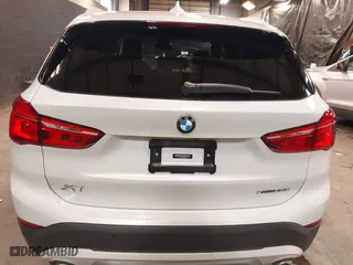 2021 BMW X1 xDrive28i with VIN WBXJG9C0XM5T76975, listed as a IAAI auction lot 41310115 with 26,869 mi miles. Bid and sale history available at carsss.com. Image 17.