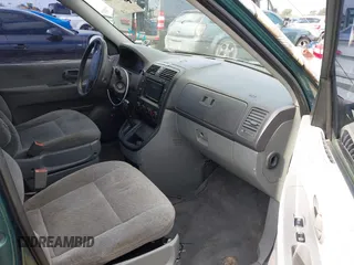 2003 Kia Sedona LX with VIN KNDUP131536402900, listed as a IAAI auction lot 41500260 with 143,825 mi miles and . Bid and sale history available at DreamBid. Image 5.