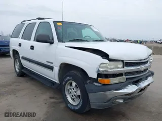 2001 Chevrolet Tahoe LT with VIN 1GNEC13T51R158637, listed as a IAAI auction lot 41718610 with 101,984 mi miles. Bid and sale history available at carsss.com. Image 1.