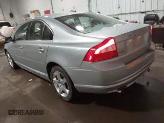 2009 Volvo S80 I6 Turbo with VIN YV1AH992291094101, listed as a IAAI auction lot 41947204 with 137,435 mi miles. Bid and sale history available at carsss.com. Image 3.