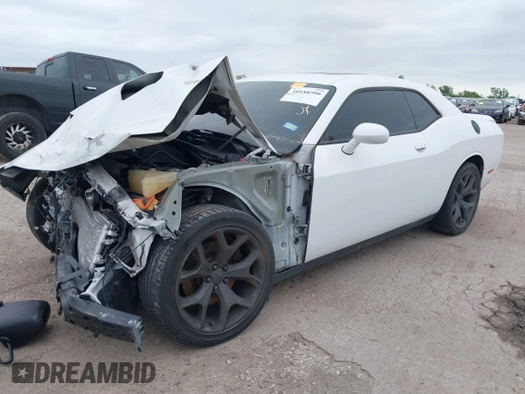 2015 Dodge Challenger SXT Plus z VIN 2C3CDZBG9FH894976, wystawiony jako IAAI lot #39188506 z przebiegiem 103 501 mil mil oraz . Historia ofert i sprzedaży dostępna na DreamBid. Obrazek 17.