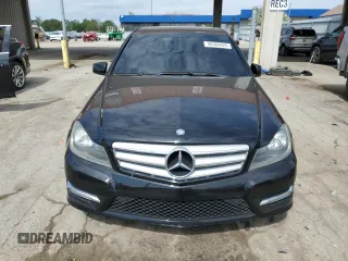 2013 Mercedes-Benz C 300 Sport with VIN WDDGF8AB4DR254068, listed as a Copart auction lot 56369425 with 188,064 mi miles and Clean Title. Bid and sale history available at DreamBid. Image 5.