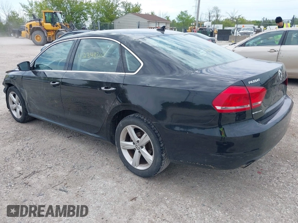 2013 Volkswagen Passat SE with VIN 1VWBH7A33DC000739, listed as a IAAI auction lot 42348369 with 154,793 mi miles and . Bid and sale history available at DreamBid. Image 3.