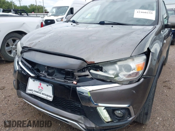 2018 Mitsubishi Outlander SEL z VIN JA4AP4AW4JU018385, wystawiony jako IAAI lot #42460235 z przebiegiem 83 910 mil mil oraz . Historia ofert i sprzedaży dostępna na DreamBid. Obrazek 6.
