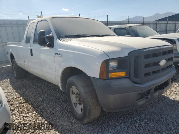 2006 Ford F-350 with VIN 1FTWX30516ED47349, listed as a Copart auction lot 69892384 with 130,444 mi miles and Salvage title. Bid and sale history available at DreamBid. Image 4.