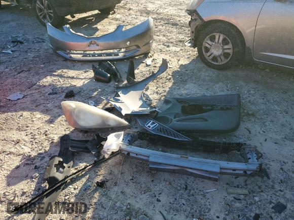 2009 Honda Fit with VIN JHMGE88219S050197, listed as a Copart auction lot 45876345 with 208,046 mi miles and Salvage Title. Bid and sale history available at DreamBid. Image 12.