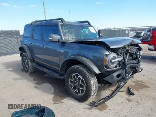 2024 Ford Bronco Outer Banks with VIN 1FMEE8BP2RLA30088, listed as a IAAI auction lot 41402239 with 11,286 mi miles. Bid and sale history available at carsss.com. Image 1.