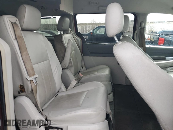 2008 Chrysler Town & Country Touring with VIN 2A8HR54P48R660212, listed as a Copart auction lot 49892765 with 138,365 mi miles and Salvage Title. Bid and sale history available at carsss.com. Image 11.