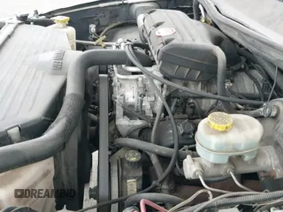 1998 Dodge 1500 z VIN 1B7HF16Z9WS508767, wystawiony jako IAAI lot #42580046 z przebiegiem 181 738 mil mil oraz . Historia ofert i sprzedaży dostępna na DreamBid. Obrazek 12.