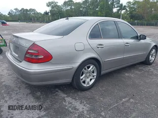 2006 Mercedes-Benz E 320 CDI with VIN WDBUF26J06A935239, listed as a IAAI auction lot 41657552 with 230,067 mi miles and . Bid and sale history available at DreamBid. Image 4.