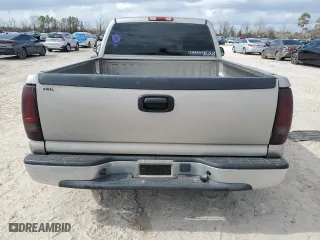 2000 Chevrolet Silverado 1500 with VIN 1GCEC14W8YZ154318, listed as a Copart auction lot 44401375 with 222,405 mi miles and Salvage Title. Bid and sale history available at carsss.com. Image 10.