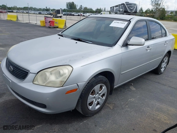2007 Kia Optima LX with VIN KNAGE123175135348, listed as a IAAI auction lot 41887004 with 149,094 mi miles. Bid and sale history available at carsss.com. Image 6.