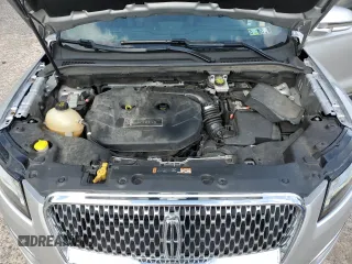 2019 Lincoln MKC Reserve with VIN 5LMCJ3D93KUL07493, listed as a Copart auction lot 65519685 with 71,509 mi miles and Salvage title. Bid and sale history available at DreamBid. Image 12.