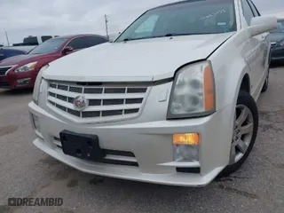 2007 Cadillac SRX with VIN 1GYEE637670175523, listed as a IAAI auction lot 41625039 with 167,638 mi miles. Bid and sale history available at carsss.com. Image 6.