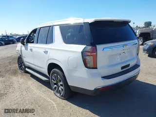 2021 Chevrolet Tahoe LS with VIN 1GNSCMKD4MR235551, listed as a IAAI auction lot 39517882 with 0 mi miles. Bid and sale history available at carsss.com. Image 3.