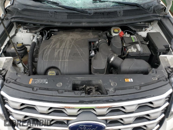 2017 Ford Explorer XLT z VIN 1FM5K8D8XHGC74397, wystawiony jako Copart lot #61139475 z przebiegiem 99 580 mil mil oraz Szkoda całkowita • Salvage title. Historia ofert i sprzedaży dostępna na DreamBid. Obrazek 12.