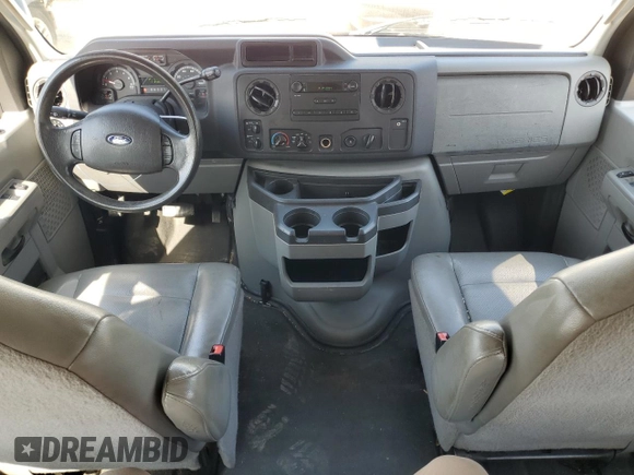 2012 Ford Econoline Passenger XL with VIN 1FBSS3BL4CDB12278, listed as a Copart auction lot 54021105 with 118,488 mi miles and Clean Title. Bid and sale history available at DreamBid. Image 8.