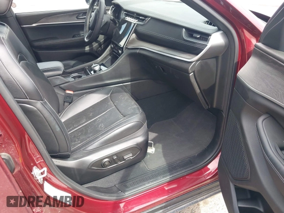 2024 Jeep Grand Cherokee Limited with VIN 1C4RJKBG6R8603317, listed as a IAAI auction lot 42256390 with 12,649 mi miles and . Bid and sale history available at DreamBid. Image 5.