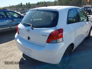2011 Toyota Yaris with VIN JTDJT4K30B5339454, listed as a IAAI auction lot 41977912 with 206,707 mi miles. Bid and sale history available at carsss.com. Image 16.