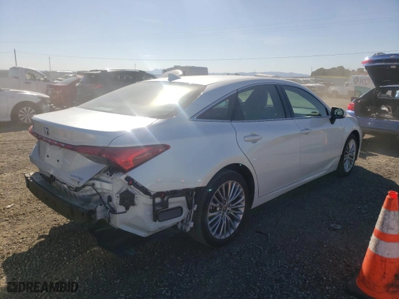 2022 Toyota Avalon Hybrid Limited with VIN 4T1DA1AB0NU013332, listed as a Copart auction lot 44385114 with 12,747 mi miles. Bid and sale history available at carsss.com. Image 3.