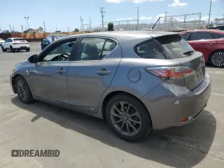 2013 Lexus CT 200h z VIN JTHKD5BH6D2158445, wystawiony jako Copart lot #56818005 z przebiegiem Nie podano mil oraz Szkoda całkowita • Salvage title. Historia ofert i sprzedaży dostępna na DreamBid. Obrazek 2.