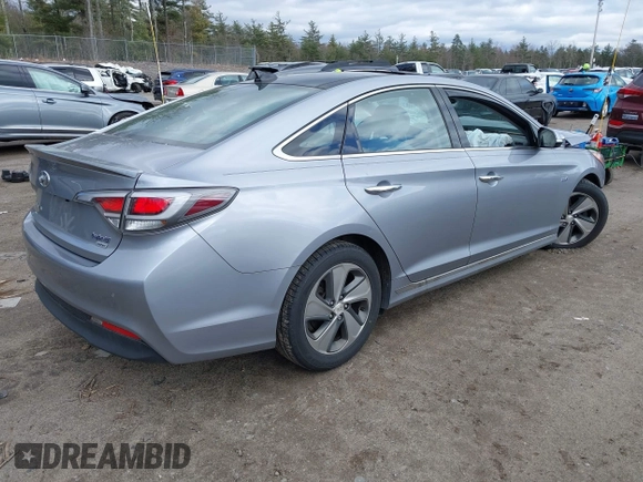 2016 Hyundai Sonata Limited with VIN KMHE34L19GA009305, listed as a IAAI auction lot 42039182 with 145,512 mi miles and . Bid and sale history available at DreamBid. Image 4.