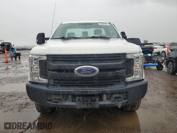 2017 Ford F-250 XL with VIN 1FDBF2B67HEB80026, listed as a Copart auction lot 55969905 with 88,917 mi miles and Salvage title. Bid and sale history available at DreamBid. Image 5.