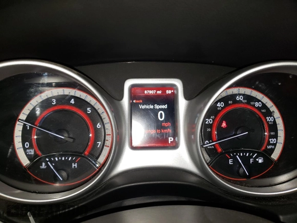 2017 Dodge Journey SXT с VIN 3C4PDDBG7HT592872, выставлен на аукционе Copart как лот 51666905 с пробегом 87 907 миль миль и Списание • Salvage title. История ставок и продаж доступна на DreamBid. Изображение 9.