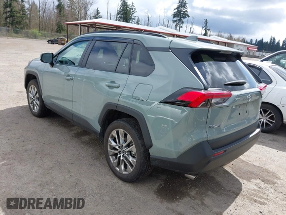 2019 Toyota RAV4 XLE Premium with VIN 2T3A1RFV7KW076483, listed as a IAAI auction lot 41945570 with 9,334 mi miles. Bid and sale history available at carsss.com. Image 3.