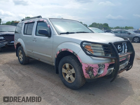 2005 Nissan Pathfinder SE with VIN 5N1AR18W45C779915, listed as a IAAI auction lot 42522452 with 260,904 mi miles and . Bid and sale history available at DreamBid. Image 1.