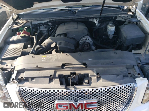 2013 GMC Yukon Denali with VIN 1GKS2EEF7DR158094, listed as a Copart auction lot 66807514 with 245,911 mi miles and Non Repairable. Bid and sale history available at carsss.com. Image 12.
