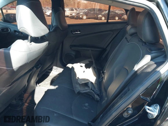 2020 Toyota Prius LE z VIN JTDKARFP8L3133106, wystawiony jako IAAI lot #41679364 z przebiegiem 139 342 mil mil oraz . Historia ofert i sprzedaży dostępna na DreamBid. Obrazek 8.