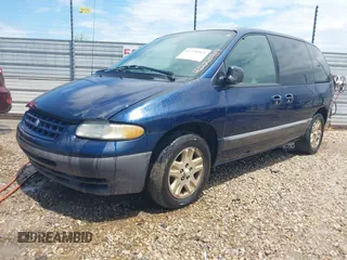 2000 Plymouth Voyager z VIN 2P4GP45R3YR635266, wystawiony jako IAAI lot #42220969 z przebiegiem 218 873 mil mil oraz . Historia ofert i sprzedaży dostępna na DreamBid. Obrazek 2.